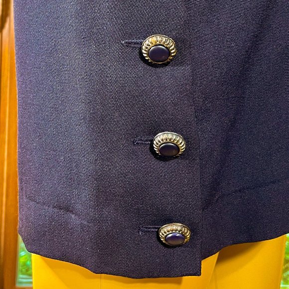 ▪️VTG▪️KARL LAGERFELD▪️Navy Blue Button Trim Seamed Wool Mini Skirt - Picture 6 of 8